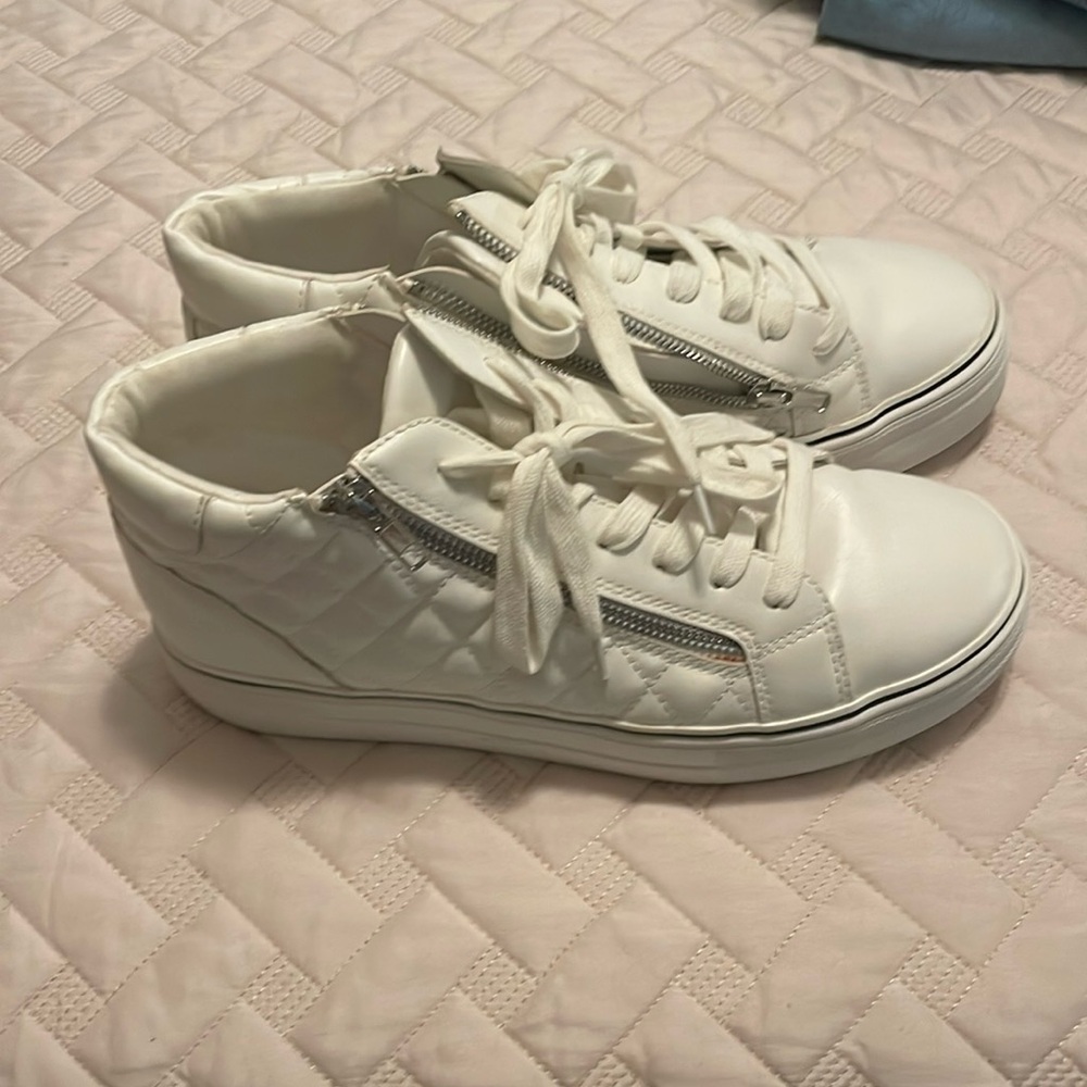 Steve Madden high tops
